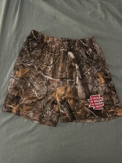 Men’s Small Camo shorts #outdoors #hunting