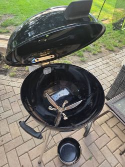 Weber Master Touch premium kettle 22