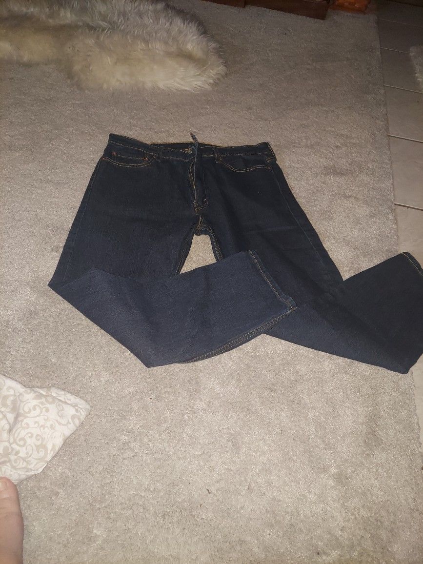 Levi jeans