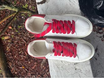 Alexander McQueen -Size 8