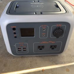 Wattfun/Bluetti Portable Power Station 