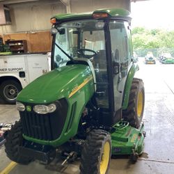 John Deere 3320 Utility Tractor With Mowing Deck