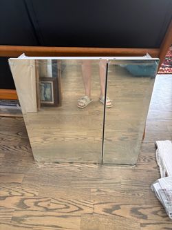 New Large Medicine cabinet
