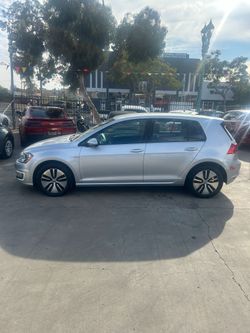 2016 Volkswagen e-Golf