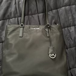 Brand New  Michaels Kors Purse With Tags