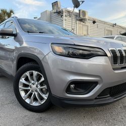 2019 Jeep Cherokee
