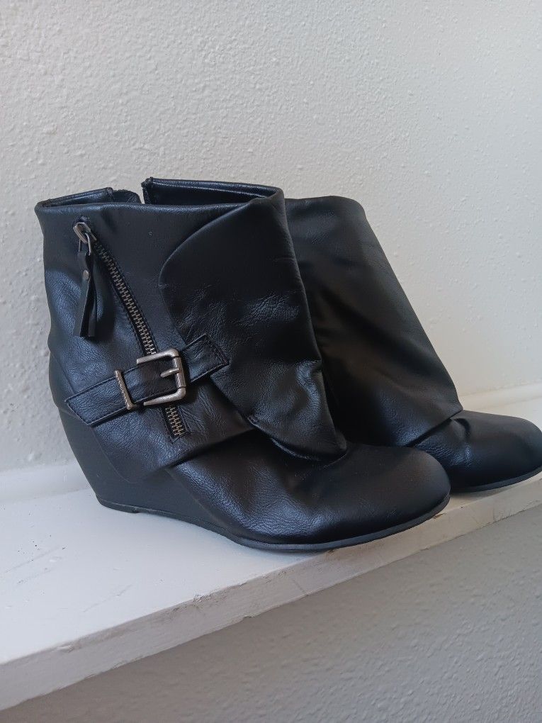 Blowfish Booties, Black, Size 8