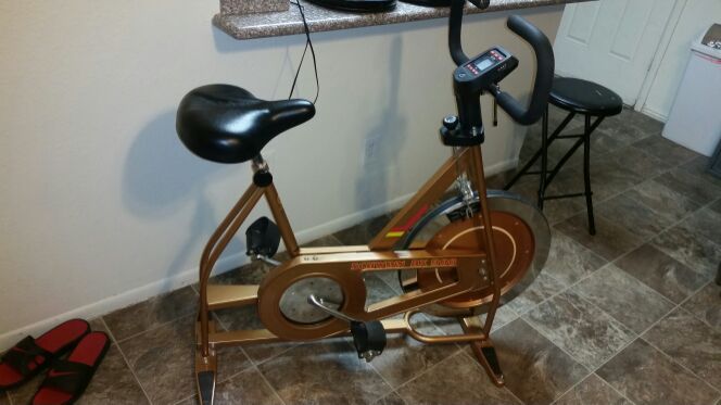 1990 Schwinn dx900 exercise bike. It's in perfect condition