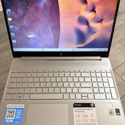 HP 15-DY1027OD 15.6” Intel Core i7-1065G7, 16GB RAM 512GB SSD Win 11 Home - Very  Good   Laptop is in very Good Working and Cosmetic Condition other t