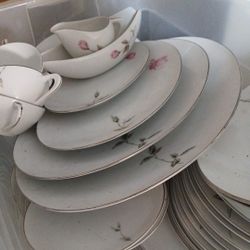 1960S Style House China about 80 pieces 