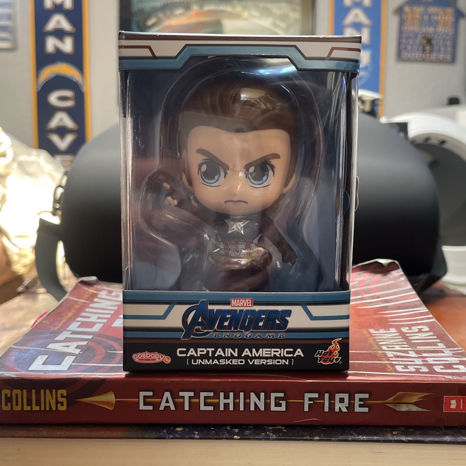 Hot Toys Captain America Unmasked Version