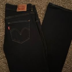Levi’s Classic Bootcut Jeans 