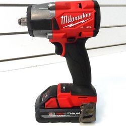 MILWAUKEE 18V CORDLESS 1/2INCH IMPACT WRENCH (TOOL AND BATTERY ONLY)