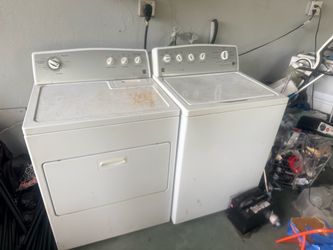 Kenmore Washer and Dryer Set