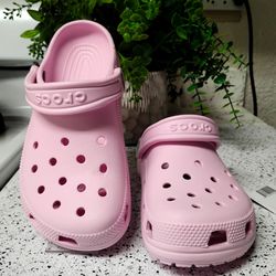 Light pink 🩷 size 8w-6m