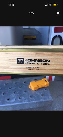 Johnson 4ft level w/case