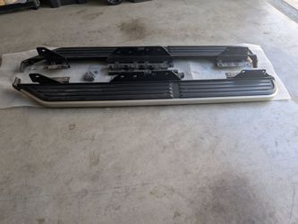OEM Land Rover LR3 / LR4 Running Boards
