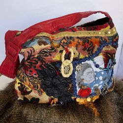 Frida Crossbody Purse