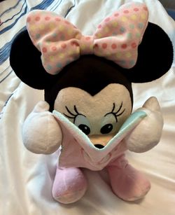 Minnie Mouse Peek A Boo Toy 
