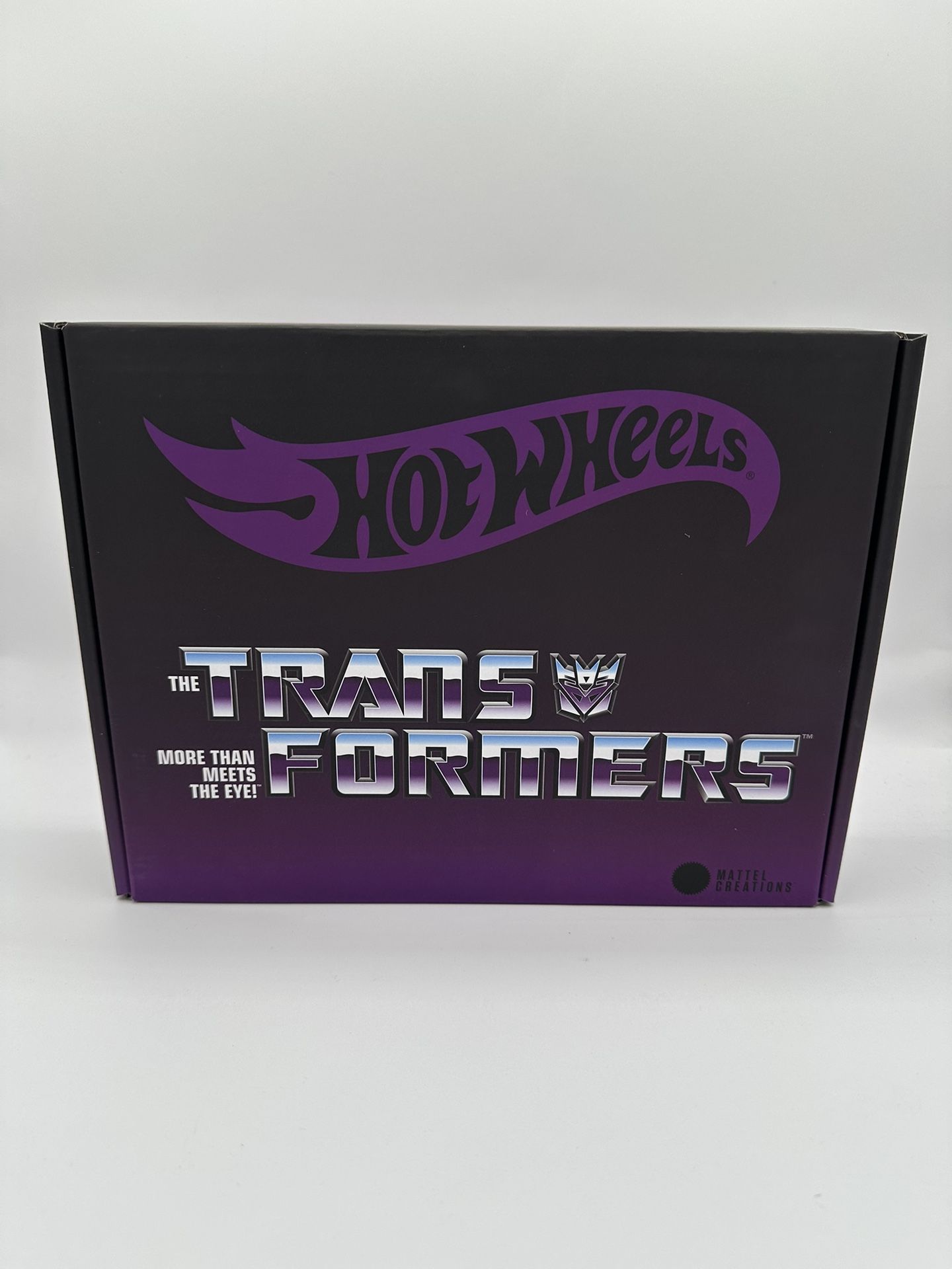Hot Wheels X Transformers Nemesis Prime 