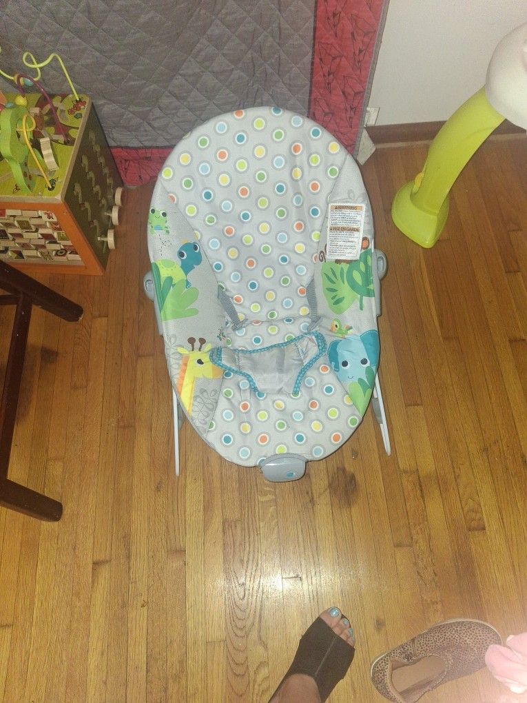 Bouncy Vibrating Chair