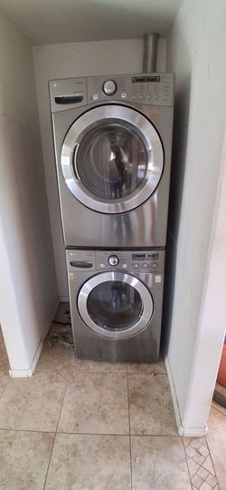 LG Front Load Washer and Dryer Set