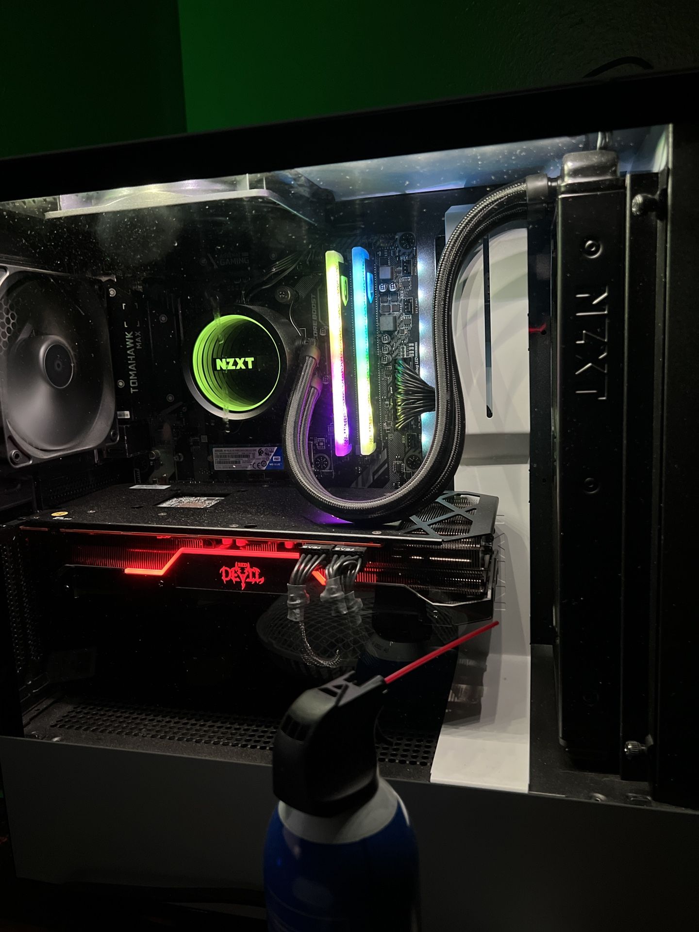 Custom Gaming PC W/ Accessories