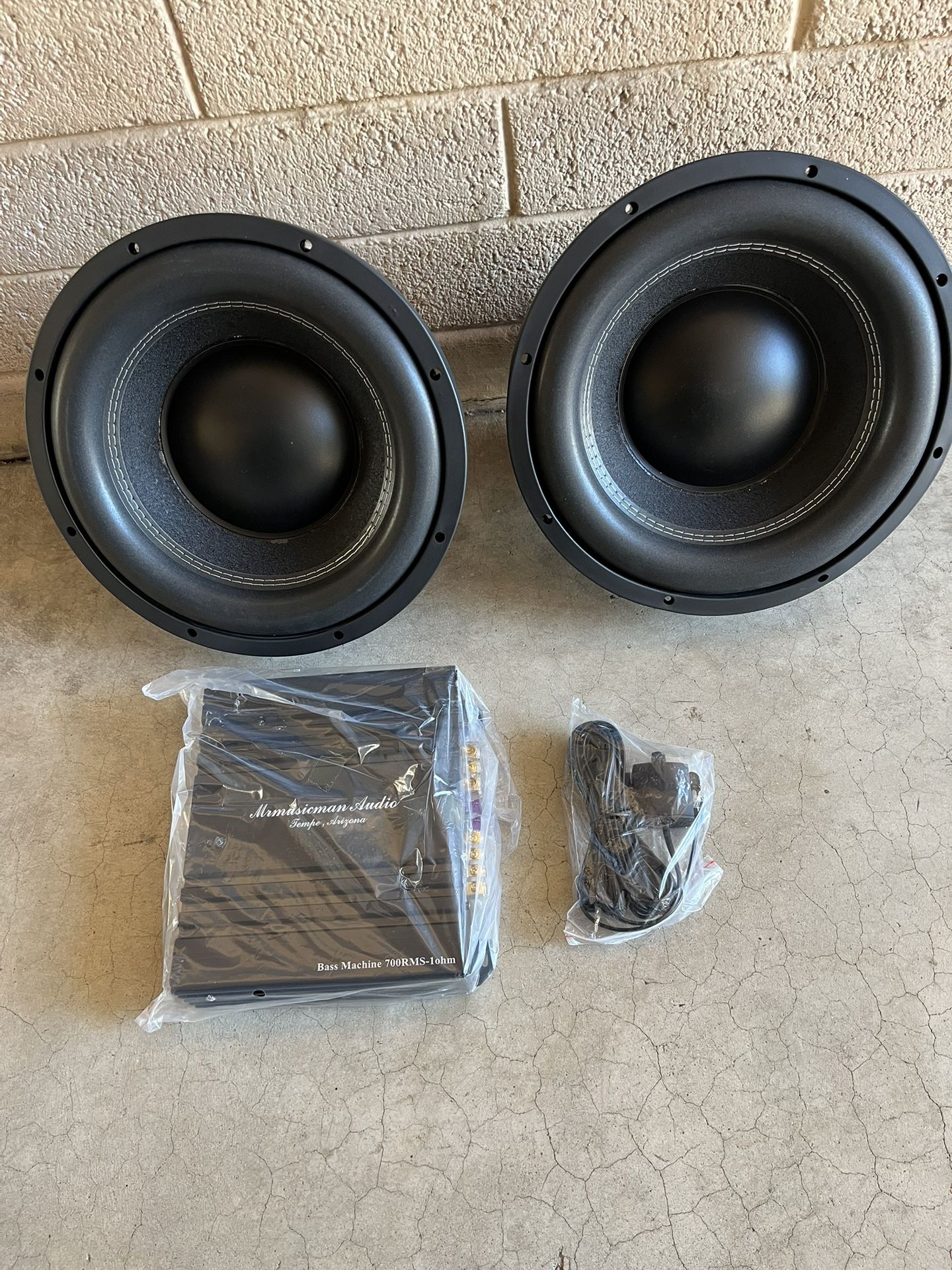 Mrmusicman Audio Budget Bass Package - $299