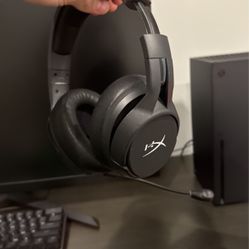Hyper X Cloud Flight S Wireless + 7.1 Gaming Headset