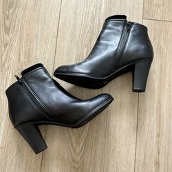 Giani Bernini Boots Size 7