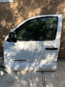 2012. Toyota Tacoma. Door.    Parts