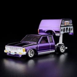 Hot Wheels Collectors RLC 1986 Nissan 720 King Cab 2024 Exclusive