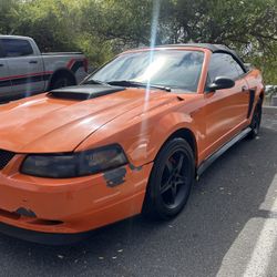 2000 Ford Mustang 3.8  V6 Convertible 