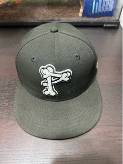 New era fitted hat 7 1/4  (limited edition)