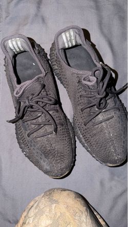 Adidas Yeezy Boost 350 V2 Black Sneakers
