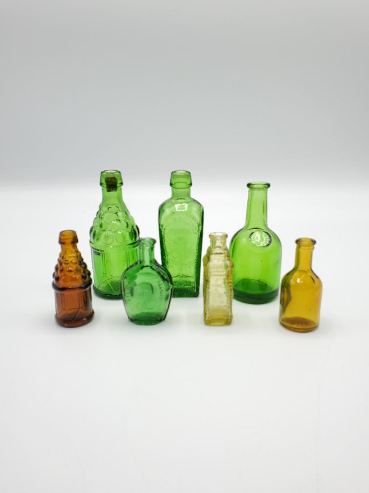 Vintage 1970's Wheaton Apothecary Minature Glass Bottles (Set of Seven)