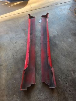 99-04 mustang saleen sideskirts