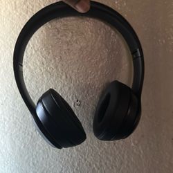 Beats wireless headphones 