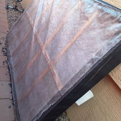 FREE BOX SPRING