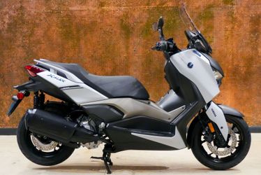 2024 Yamaha XMAX
