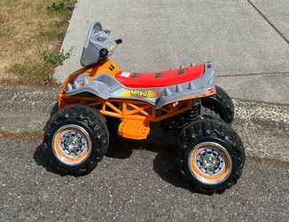 Monster Jam "Max-D" (Maximum Destruction) 6V Battery-Powered Ride-On ATV Quad