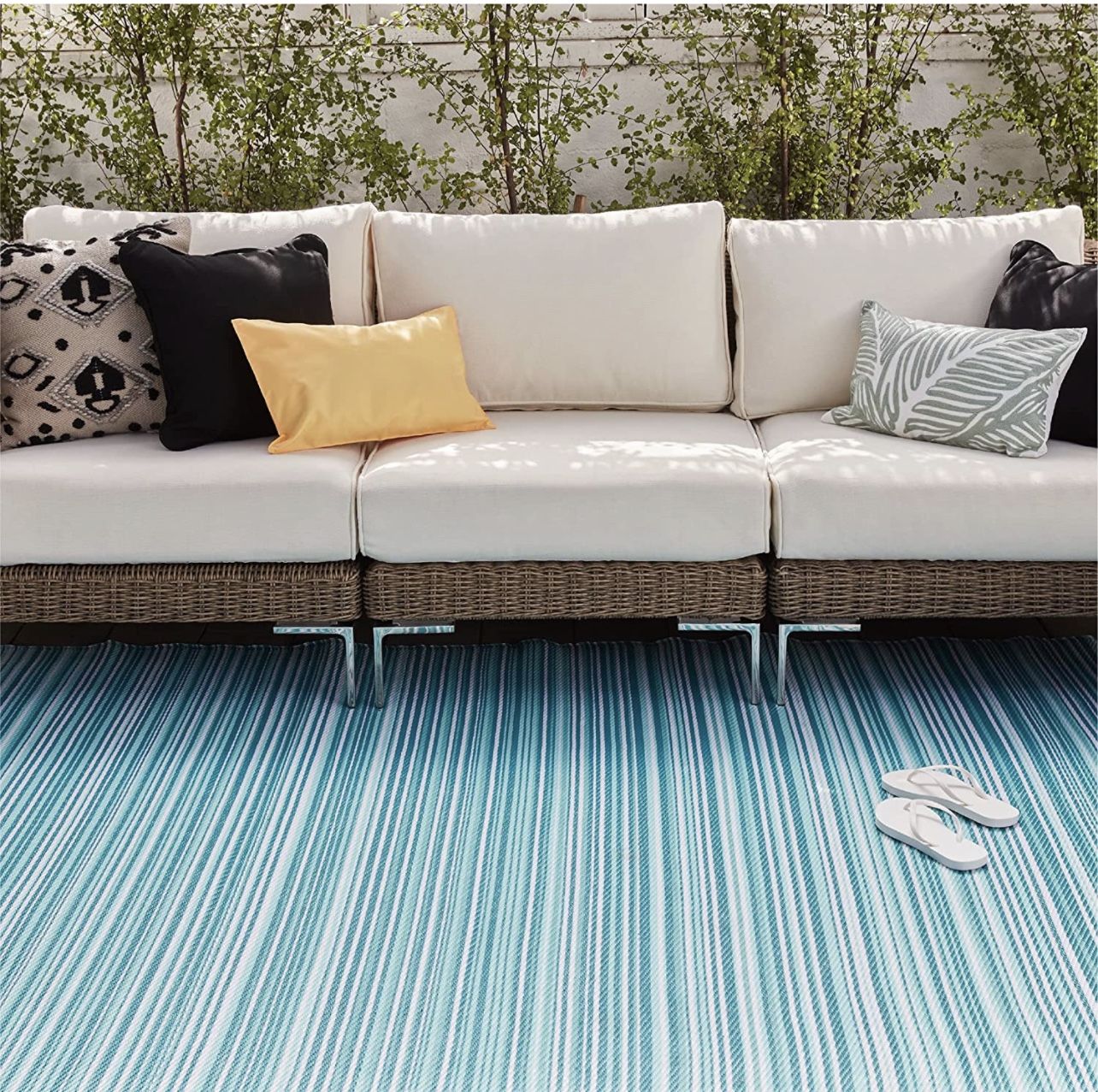 Indoor/outdoor rug