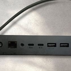 Microsoft Surface Dock 2