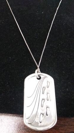 Sterling Silver Chain with Sterling Silver Pendant Foot Prints in the Sand