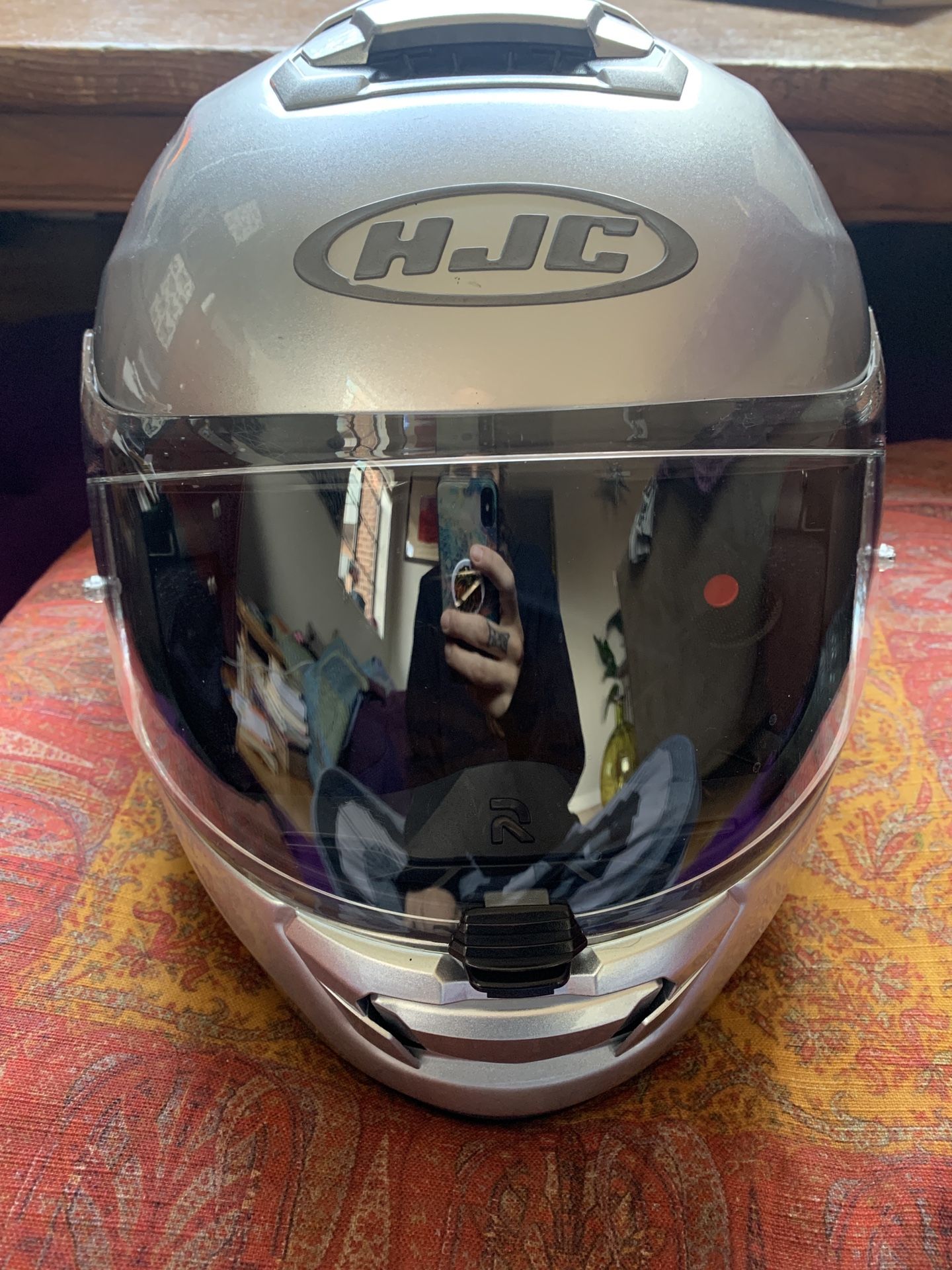 HJC Motorcycle Helmet (medium)