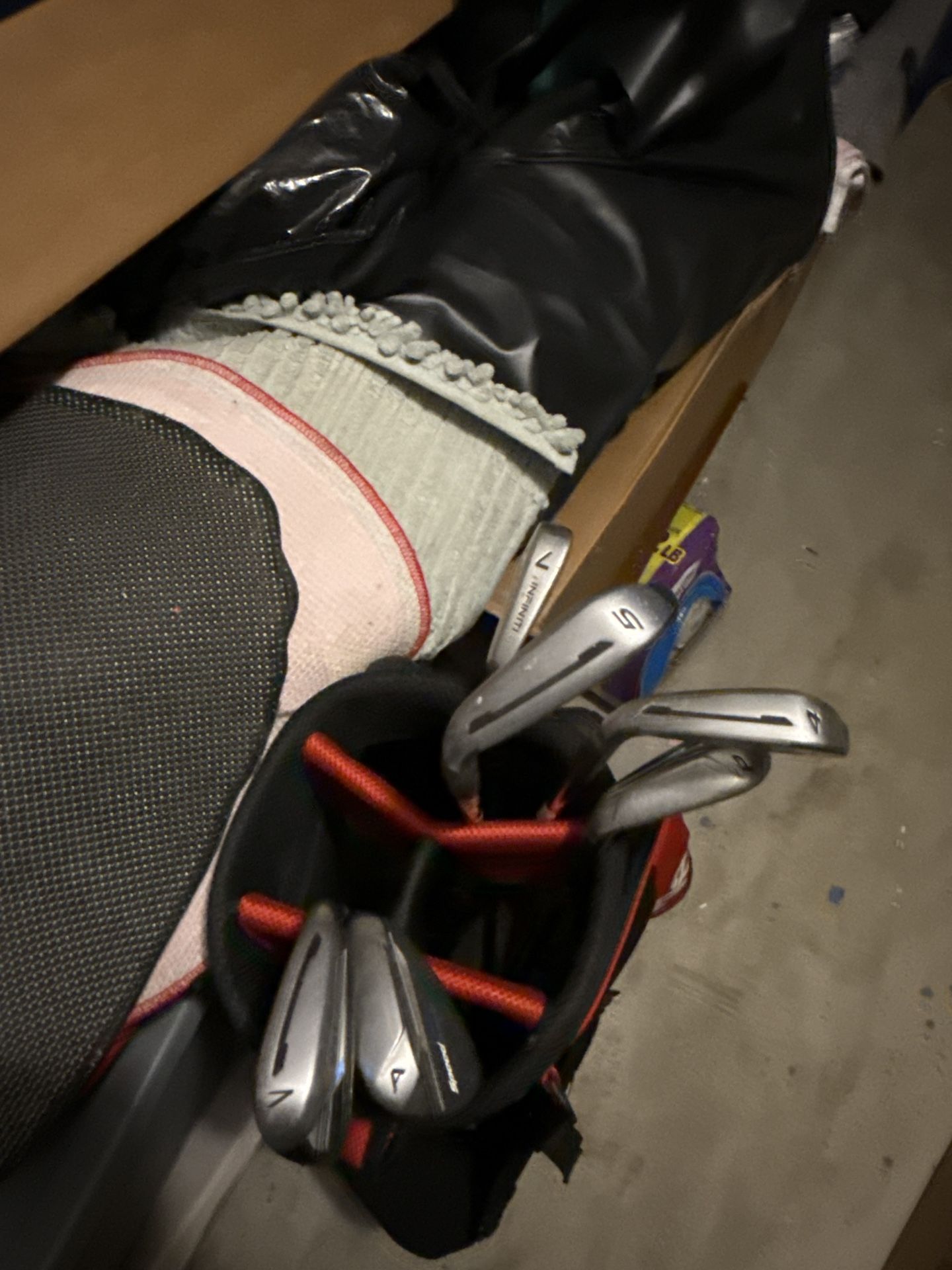 Golf Club Set + Taylormade Carry Bag – Great Starter or Backup Set
