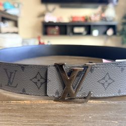 LOUIS VUITTON BELT