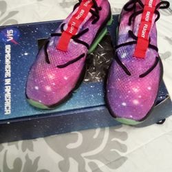 
Sia Collective Culture Vulture CV 0.02 ALTERNATE GALAXY NASA Size 12