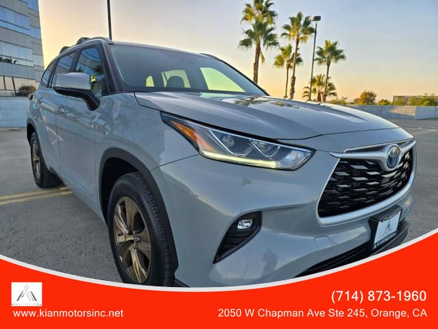 2023 Toyota Highlander Hybrid for Sale in Orange, CA - OfferUp