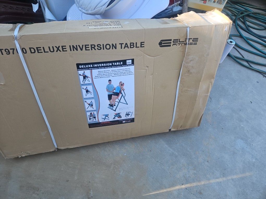 Elite Fitness Deluxe Inversion Table